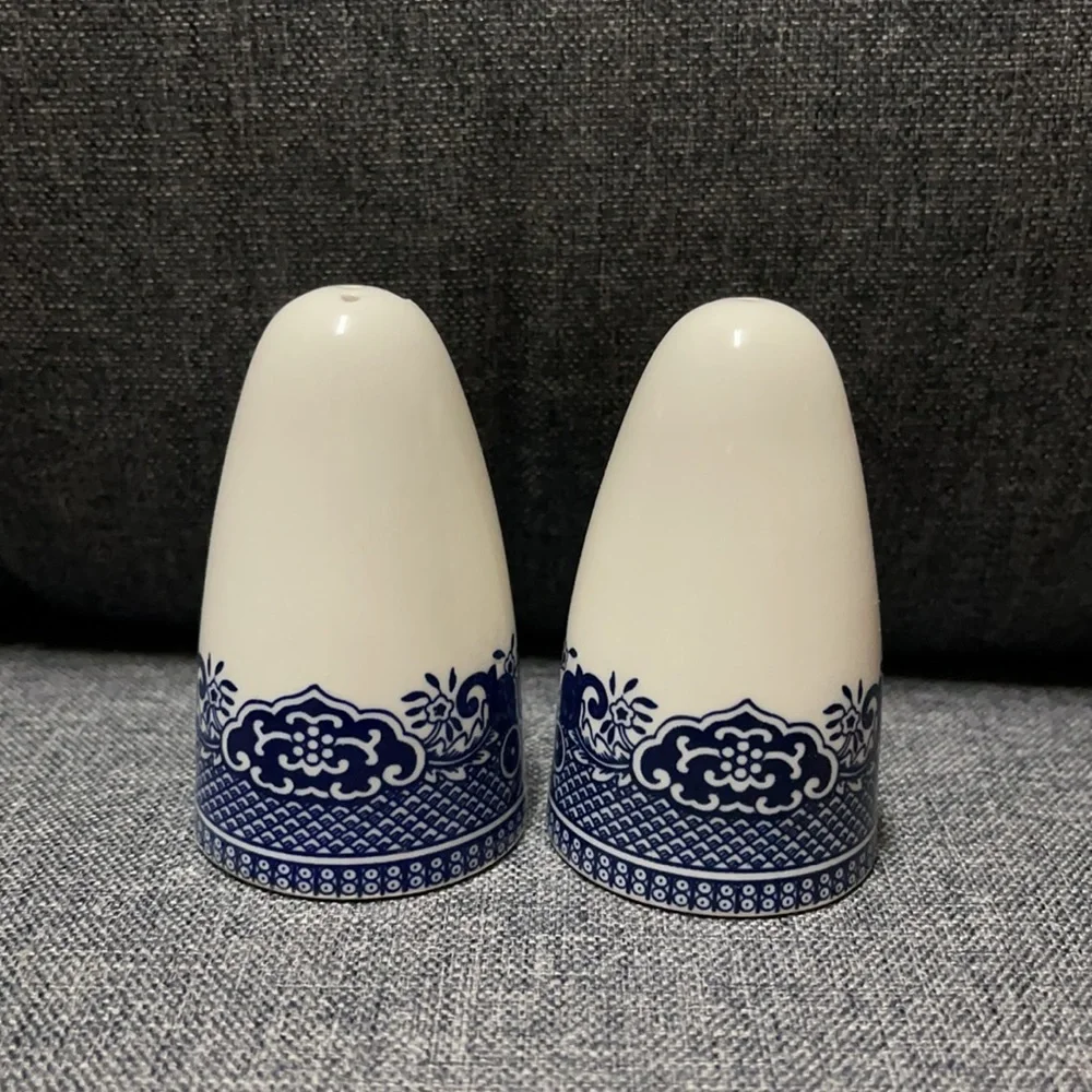 Churchill Salt & Pepper Set: Willow Blue